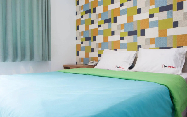 RedDoorz near Gedung Sate