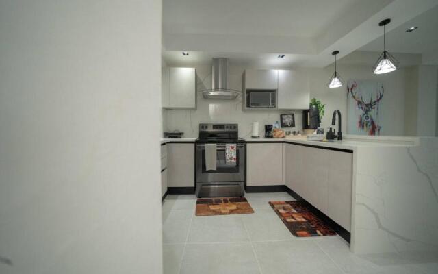 Downtown 1br Cozy Stylish Sleeps4wifigymjacuzzi D7