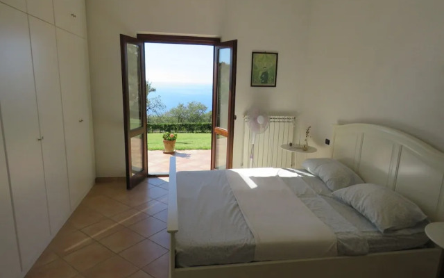 Bungalow in Maratea With Pool Near Beach