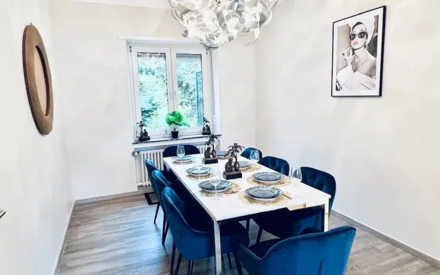 Charming 5 bedrooms Home
