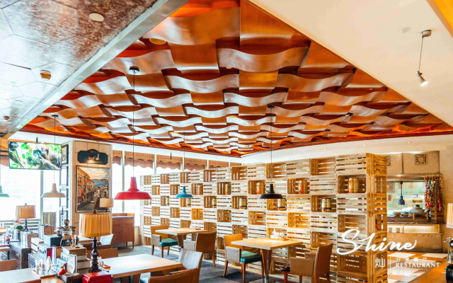 Ramada Plaza by Wyndham Optics Valley Hotel Wuhan Wuchang