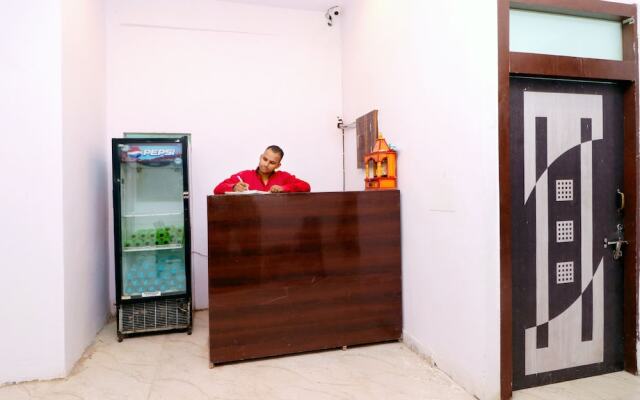 Hotel Red Velvet Inn by OYO Rooms