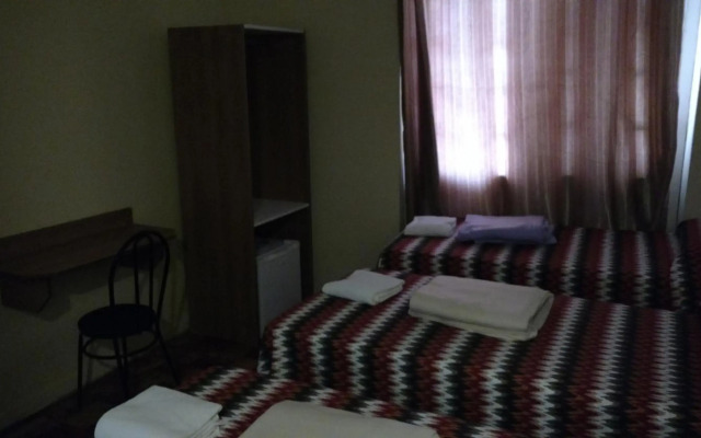 Lotus Hotel & Hostel