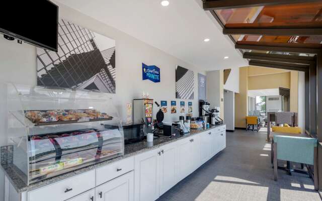 Clarion Pointe McDonough