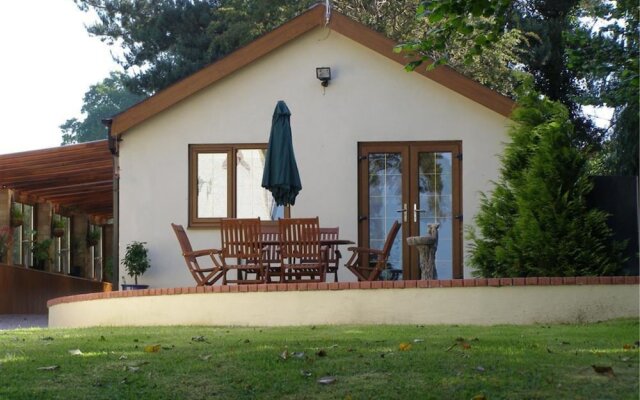 Cute Holiday Home With Terrace Near the Center of Brecon
