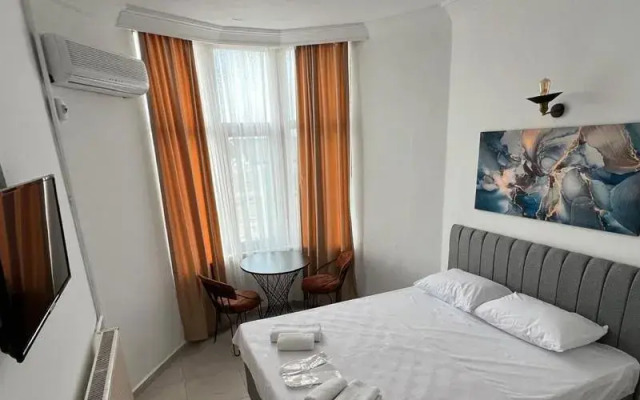 Parla Beach Otel