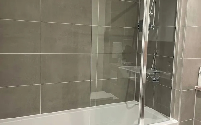 Brand New Stunning 2-bed Apartment in Dagenham