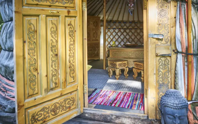 Yourtes Camping Le Reclus