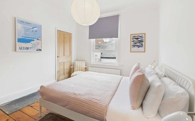 Host Stay Salty Place