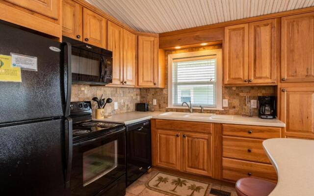 Windward Mark by Oak Island Accommodations