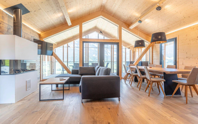 Luxury Chalet in Ennsling near Schladming with Private Spa