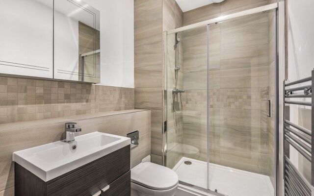 Celador Apartments - Wellington House