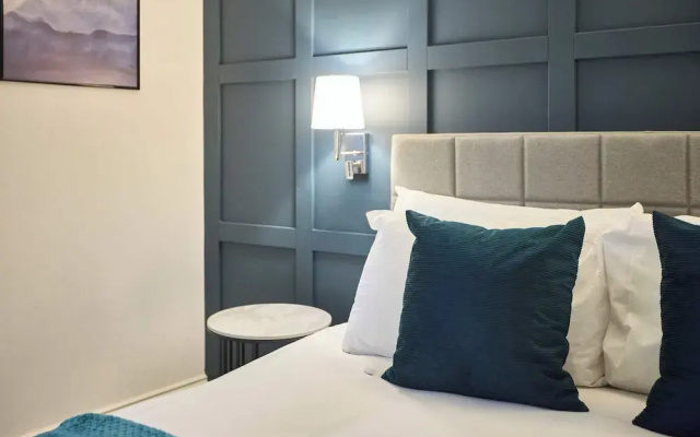 Host Stay The Langley Hotel Apartment 11
