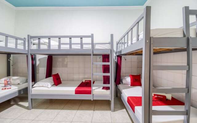 RedDoorz Hostel near Alun Alun Selatan Jogja