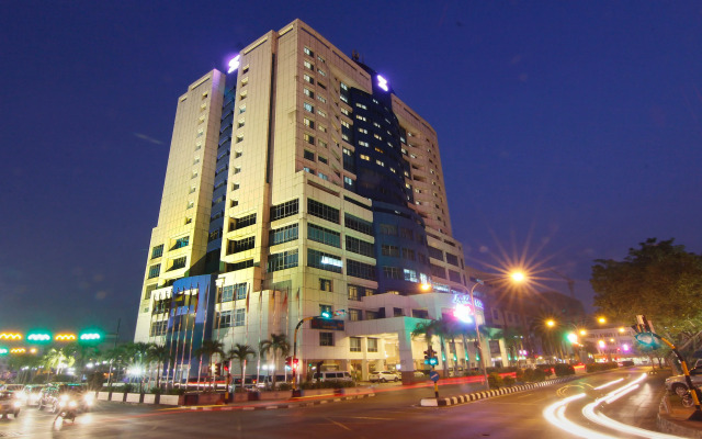 Mega Hotel Miri