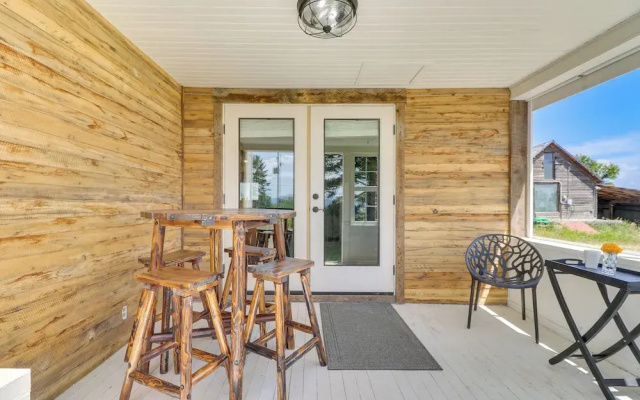 Remodeled Kalispell Farmhouse w/ Mountain Views