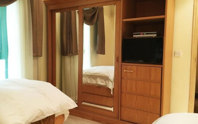 Mirage Suites Hotel - Family Only