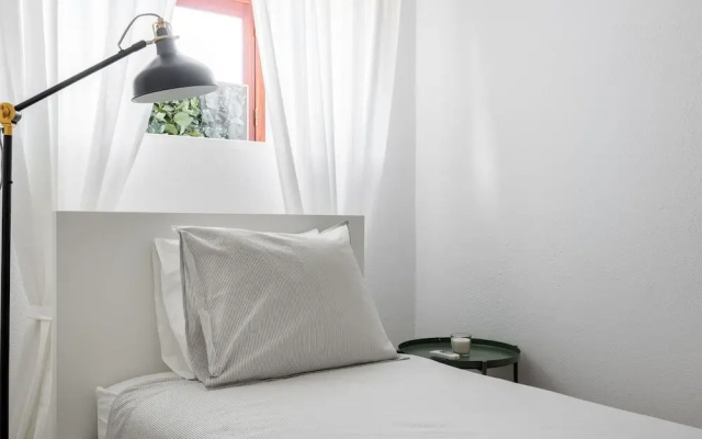 Carvoeira Surf & Family Villa