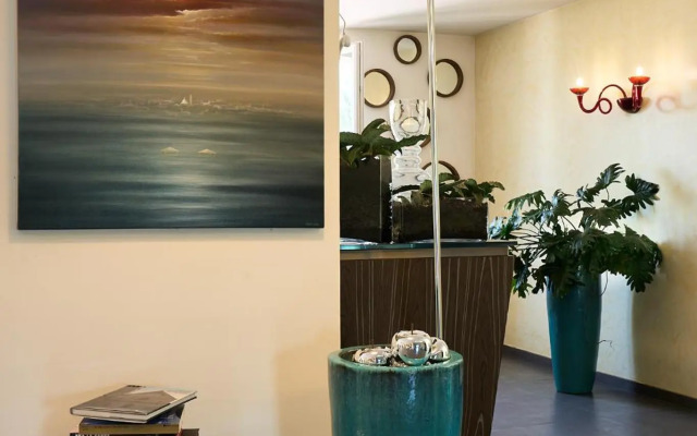 Delfina Palace Hotel