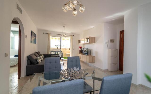 N&A Golondrinas Recently Renovated 2bdr Apt
