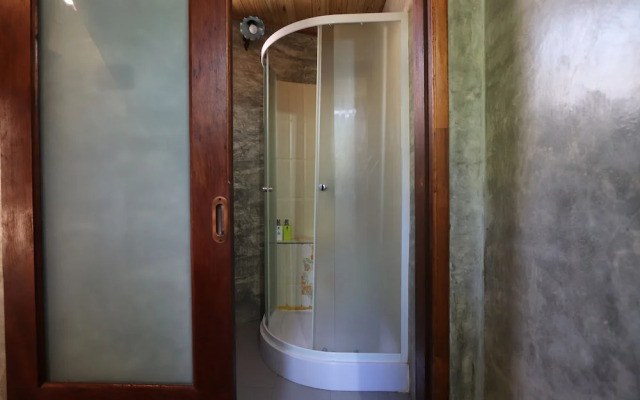 Leafy Greens Clay House