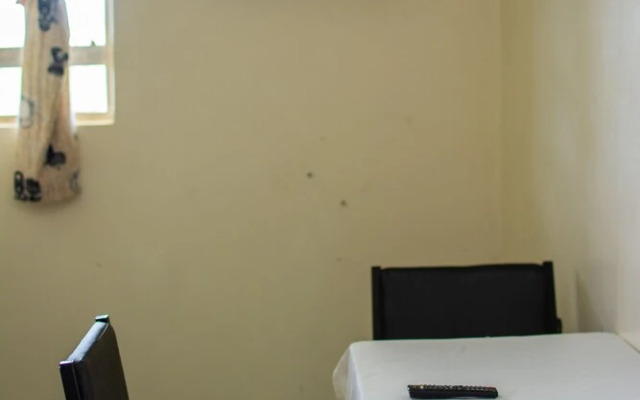 Riverside Hotel