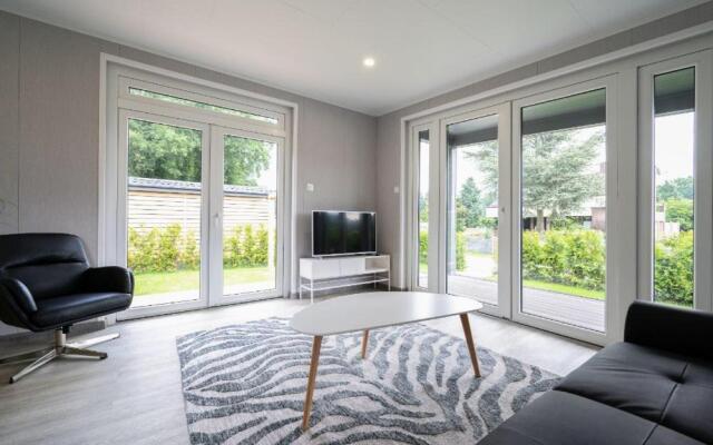 Chalet Recreatiepark Maas & Bos 1