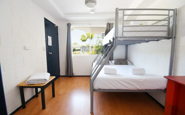 Caloundra Backpackers - Hostel