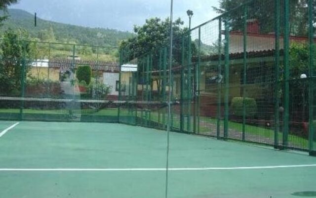 Lago Sol & Suites