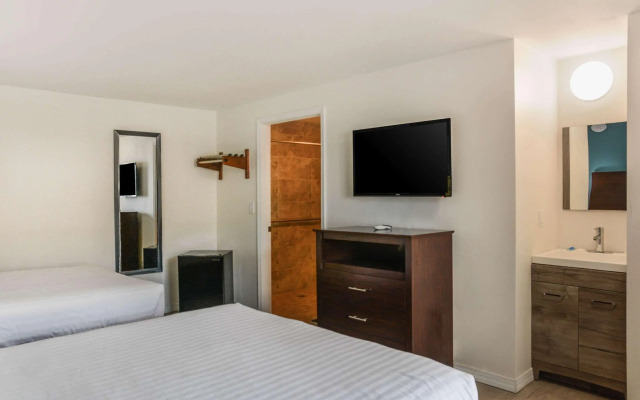 Rodeway Inn