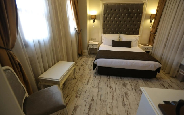 L'Agora Old Town Hotel & Bazaar