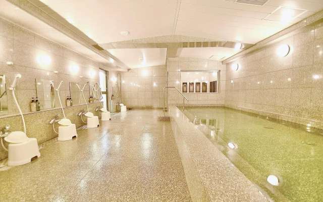 Kyoto Universal Hotel Karasuma