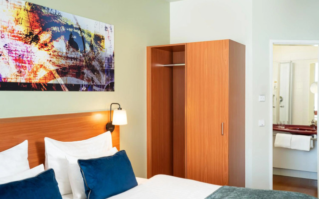 Leonardo Hotel Salzburg Airport