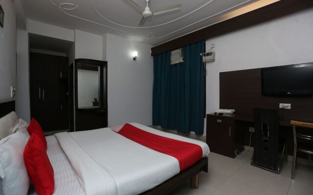 OYO 22311 Corple Stays