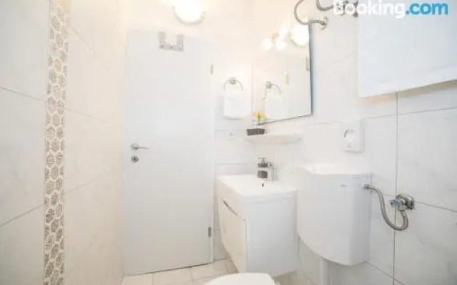 Guest House Arsenal Accommodation