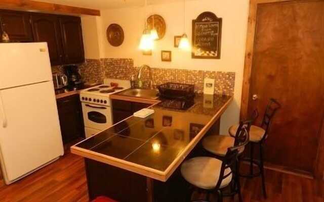 Blue Frost Apartments