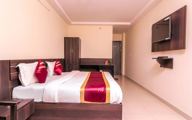 OYO 9941 Hotel P S Grand