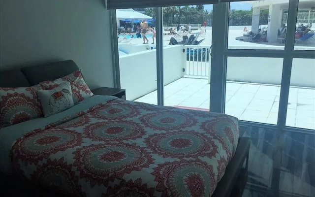 Soleil Apartments at Castle Beach Club