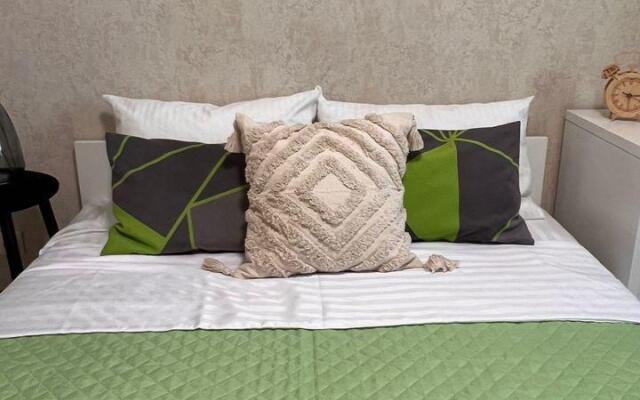 Апартаменты на имени писателя Знаменского 25/1