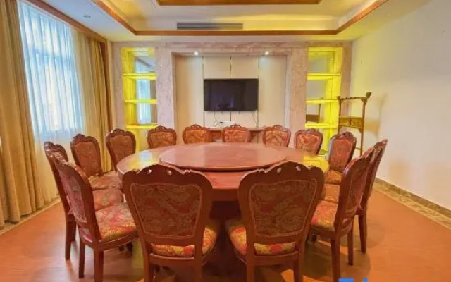 Ruifeng Hotel