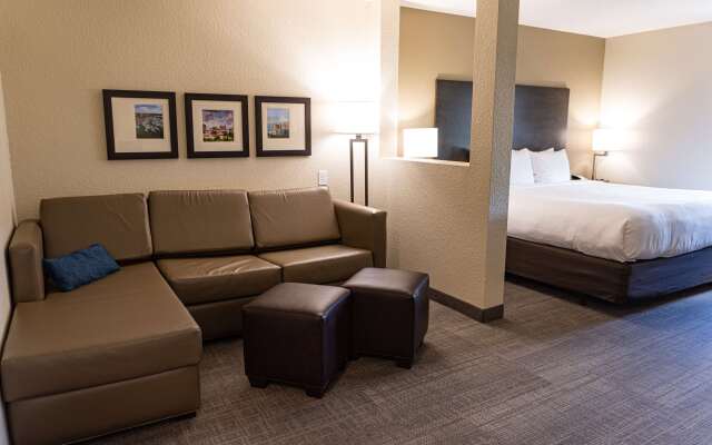 Ameniti Bay, BW Signature Collection