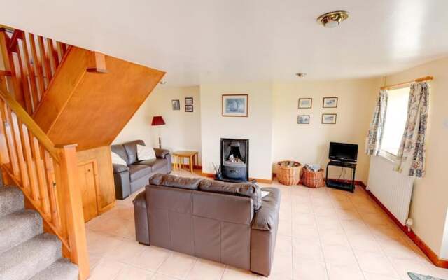 Enticing Holiday Home in Llandovery With Barbecue