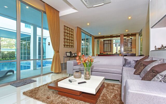 Jomtien Waree 8 6 Bed