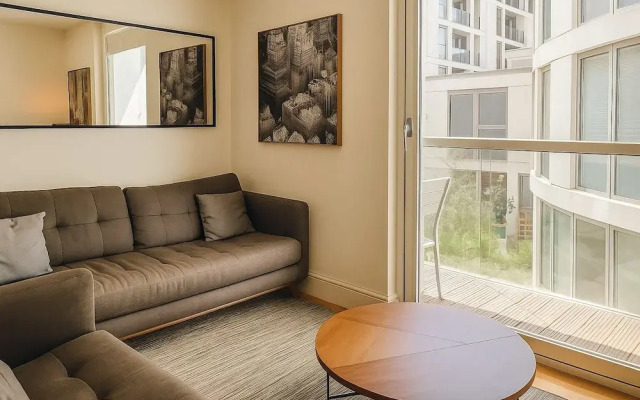 Spacious Serviced Apartments Canary Wharf