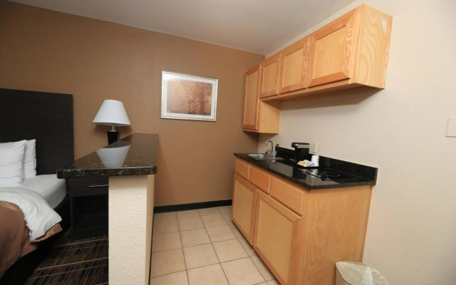 Quality Inn DFW Airport North