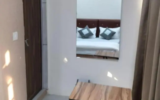 Hotel Relax AC Dormitory