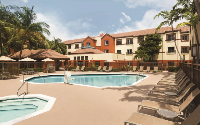 HYATT house Miami Airport