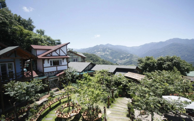 Shiyai Taoyuan B & B