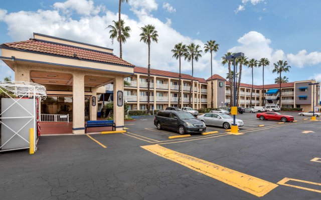 Quality Inn Lomita - Los Angeles South Bay