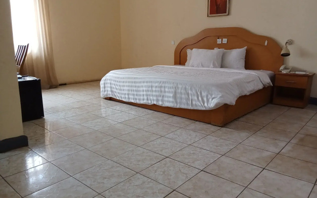 Peace Haven Hotel